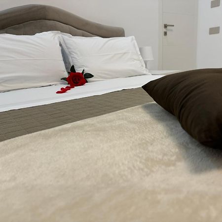 Varese Apartment Экстерьер фото