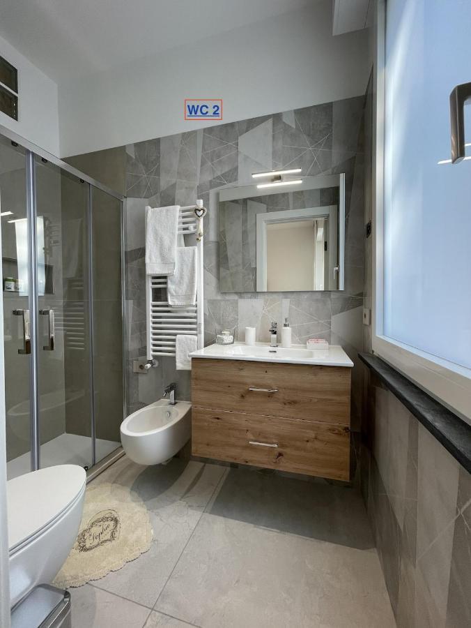 Varese Apartment Экстерьер фото