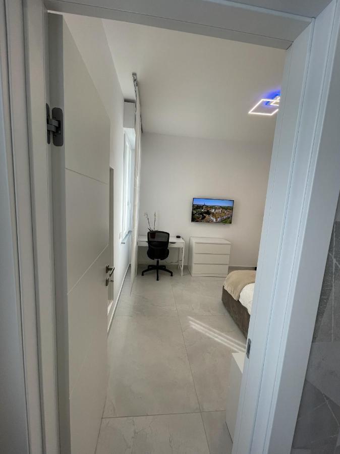 Varese Apartment Экстерьер фото